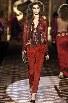 Look 10